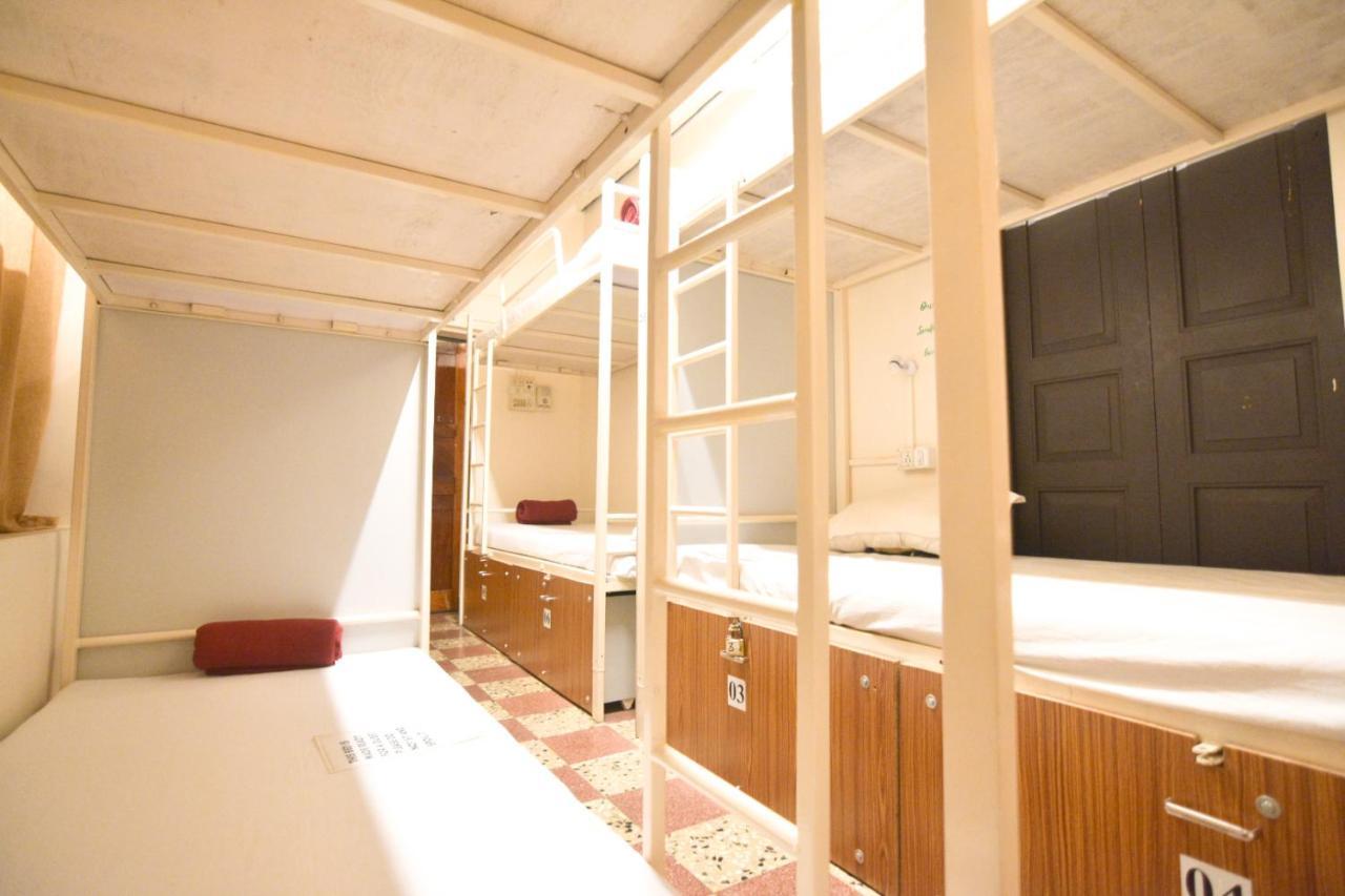 Happy Panda Hostel Arambol Goa ภายนอก รูปภาพ