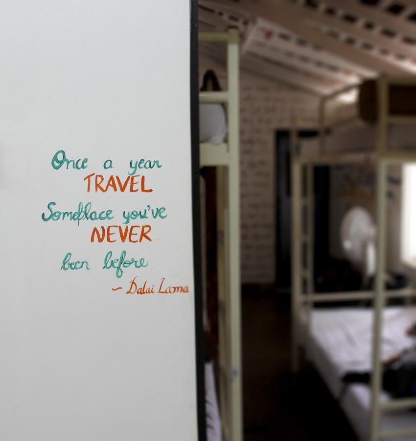 Happy Panda Hostel Arambol Goa ภายนอก รูปภาพ