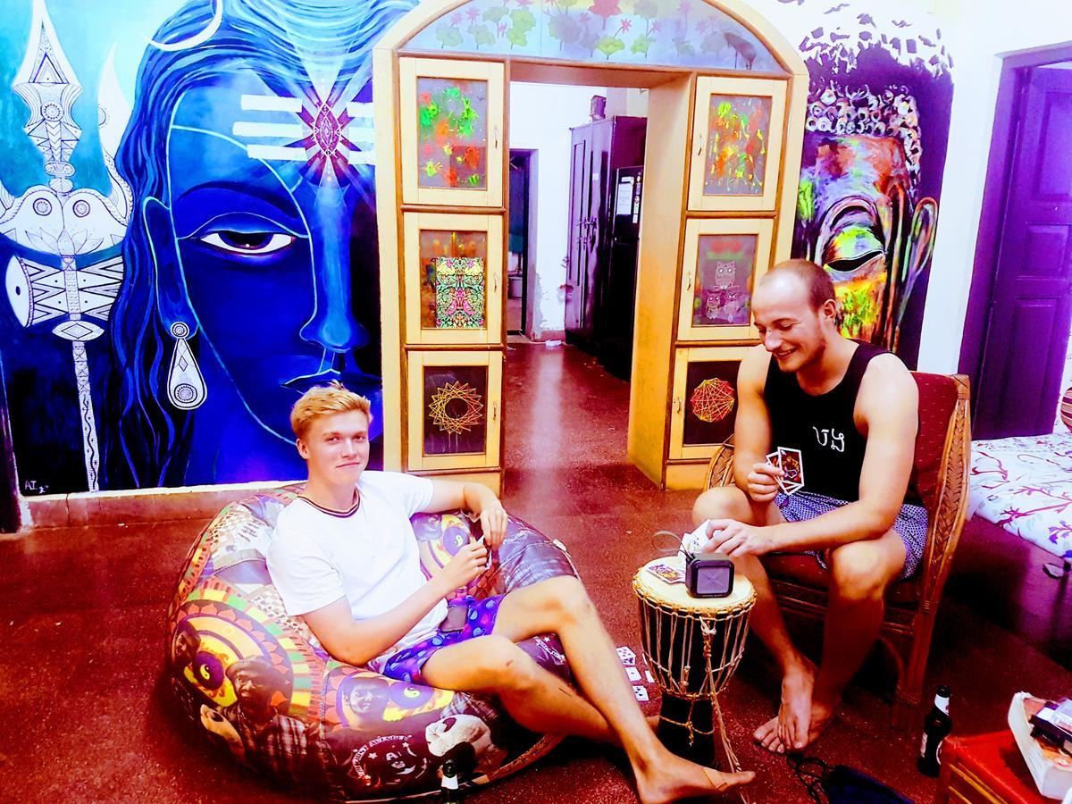 Happy Panda Hostel Arambol Goa ภายนอก รูปภาพ