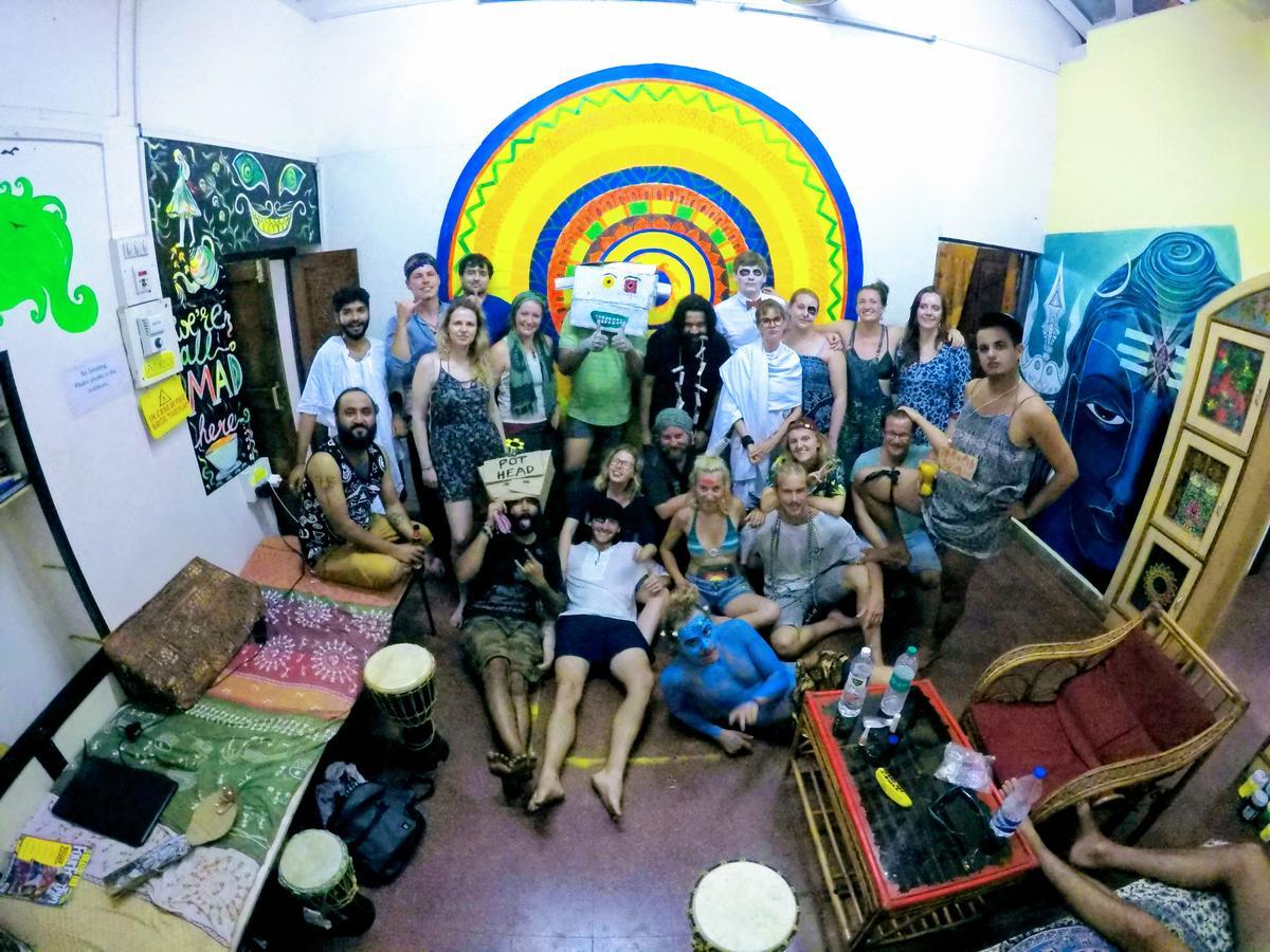 Happy Panda Hostel Arambol Goa ภายนอก รูปภาพ
